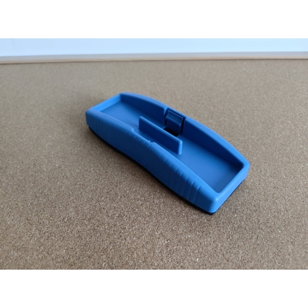 MAGNETIC WHITE BOARD ERASER WITH 2 MARKERS HOLDER